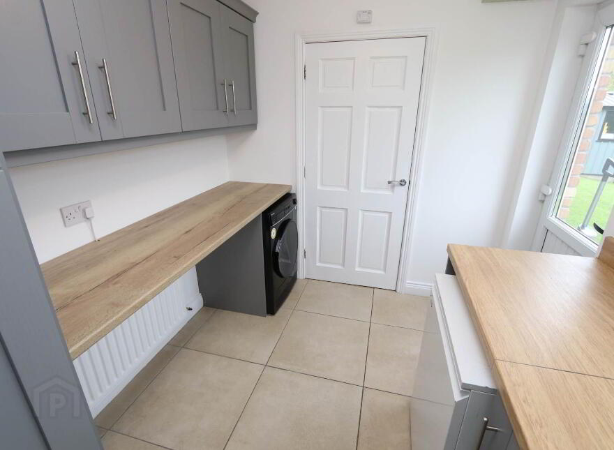 21 Killygullan Drive, Lisnaskea, Enniskillen, BT92 0HJ