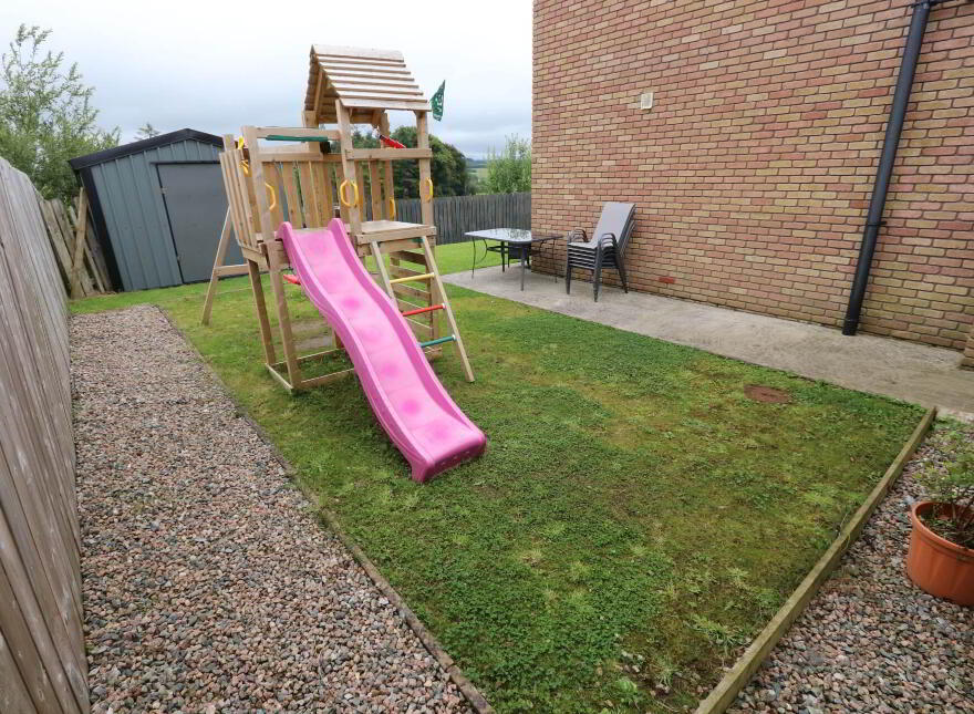 21 Killygullan Drive, Lisnaskea, Enniskillen, BT92 0HJ