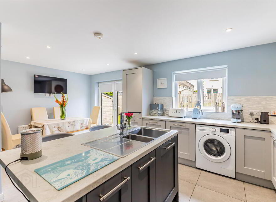 20 Todds Hill, Saintfield, Ballynahinch, BT24 7FX