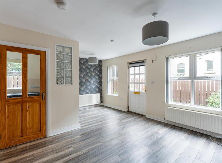10 East Street Court, Newtownards, BT23 7EZ