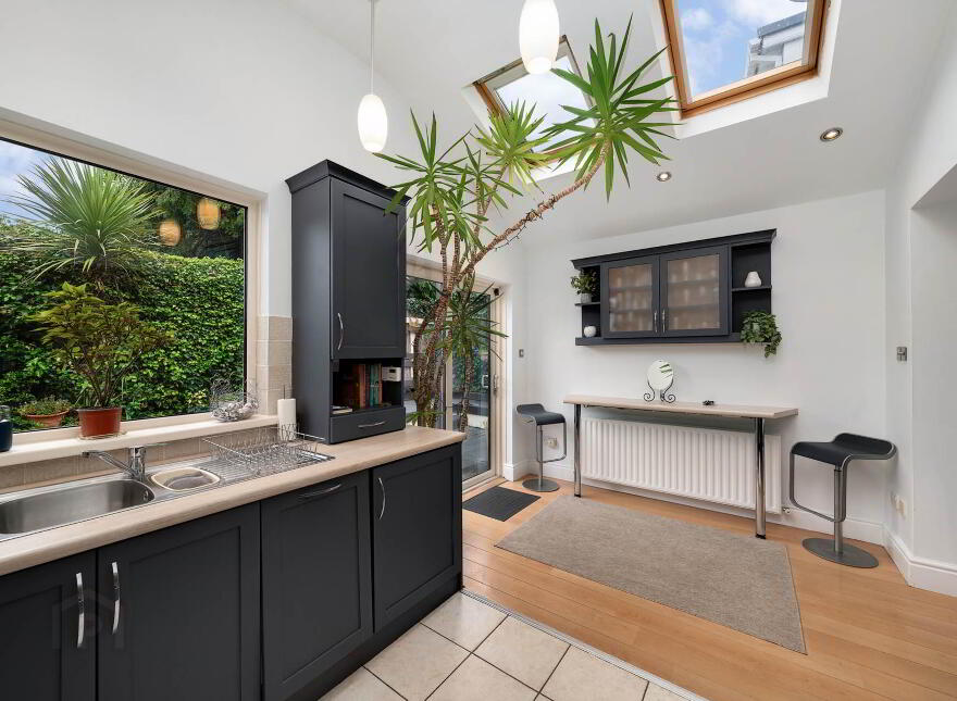 293 Blackhorse Avenue, Dublin, D07C3W6