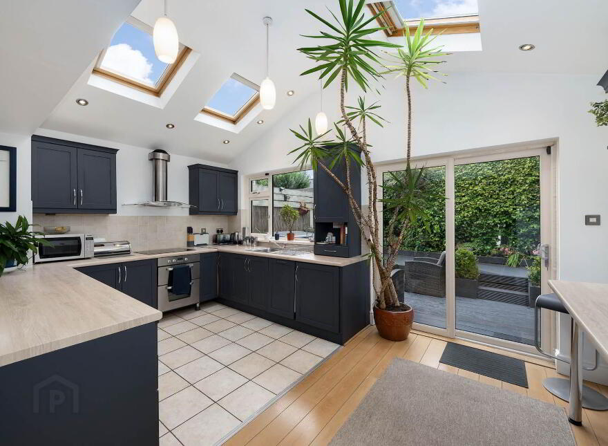 293 Blackhorse Avenue, Dublin, D07C3W6
