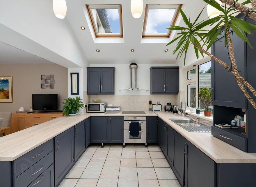 293 Blackhorse Avenue, Dublin, D07C3W6