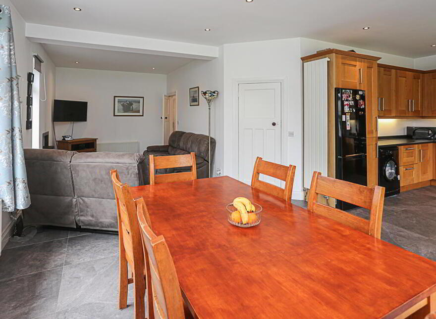 16 Donard Avenue, Bangor, BT20 3QD