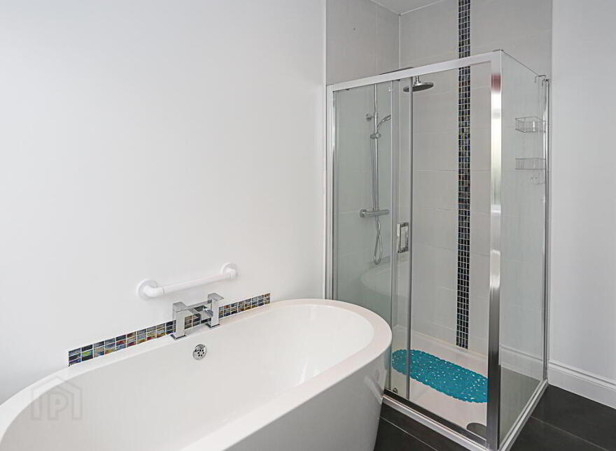 16 Donard Avenue, Bangor, BT20 3QD