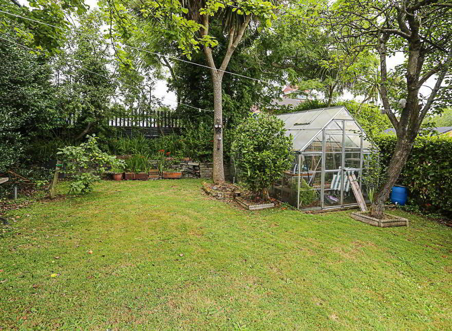 16 Donard Avenue, Bangor, BT20 3QD