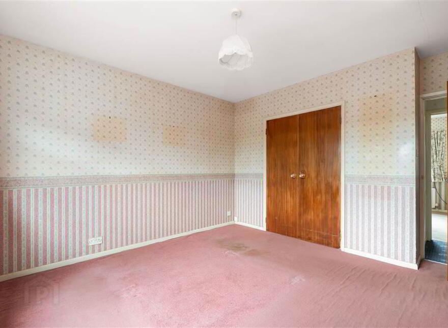 66 Carnlough Road, Broughshane, Ballymena, BT43 7HG