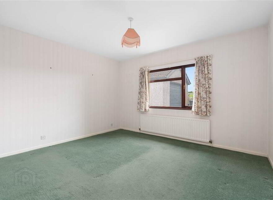 66 Carnlough Road, Broughshane, Ballymena, BT43 7HG