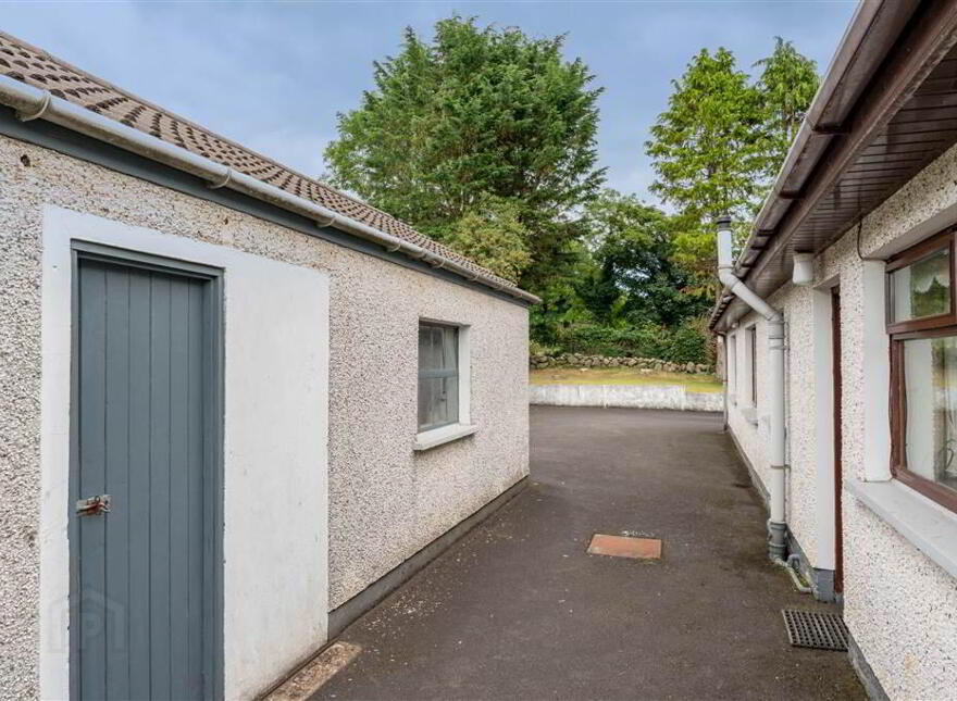 66 Carnlough Road, Broughshane, Ballymena, BT43 7HG
