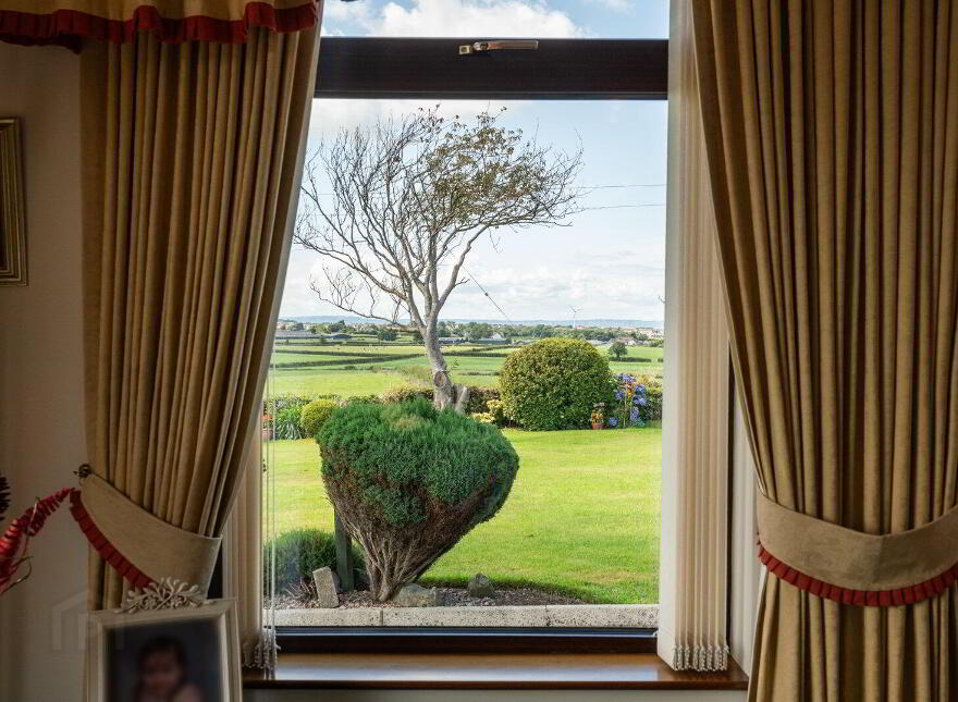 18 Gransha Road South, Bangor, BT19 7QB