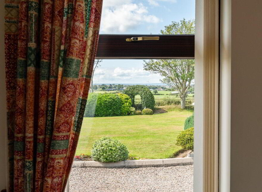18 Gransha Road South, Bangor, BT19 7QB