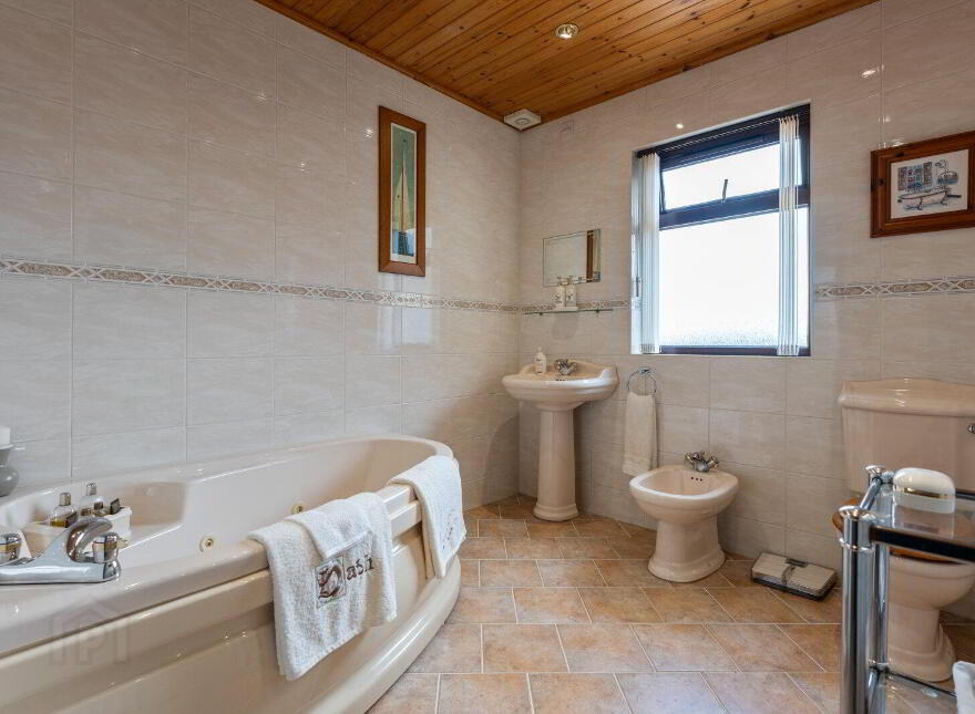 18 Gransha Road South, Bangor, BT19 7QB