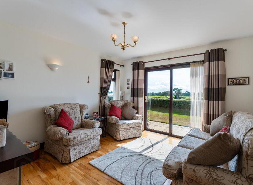 18 Gransha Road South, Bangor, BT19 7QB