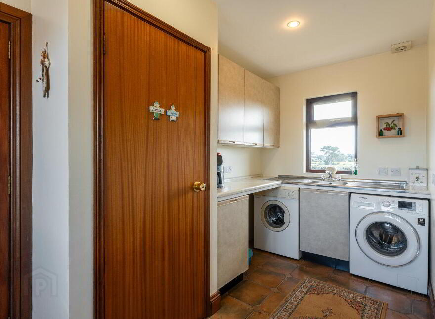 18 Gransha Road South, Bangor, BT19 7QB