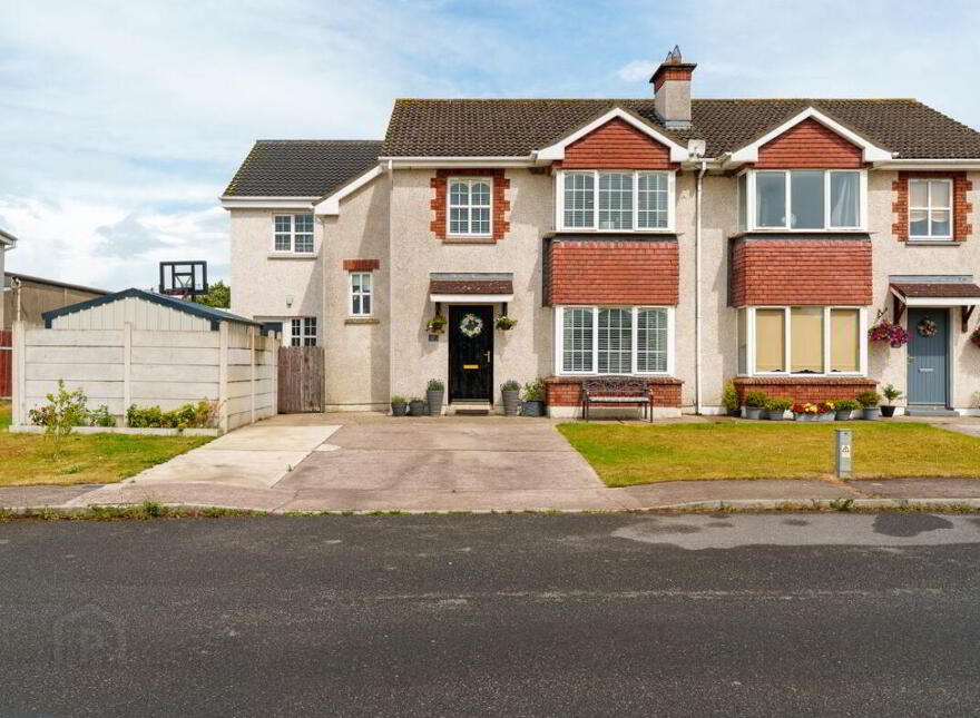 16 Castlebrook, Conna photo