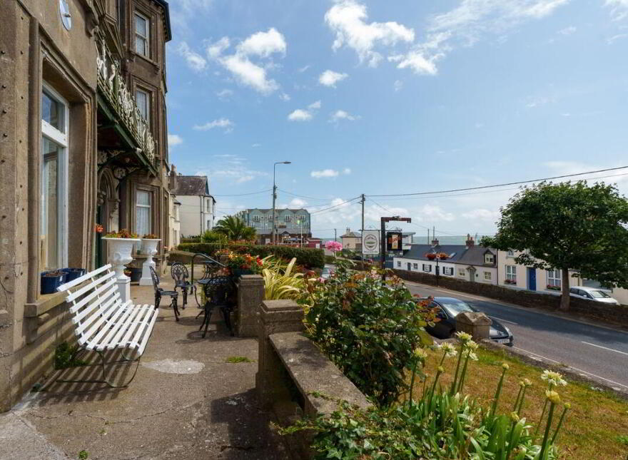 The Marine Bar, Upper Strand, Youghal