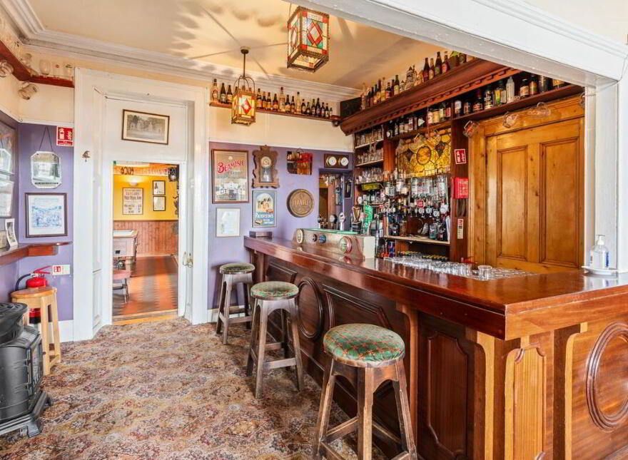 The Marine Bar, Upper Strand, Youghal