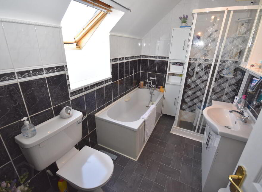 5 Lennon View, Kilmacrennan, F92TY20