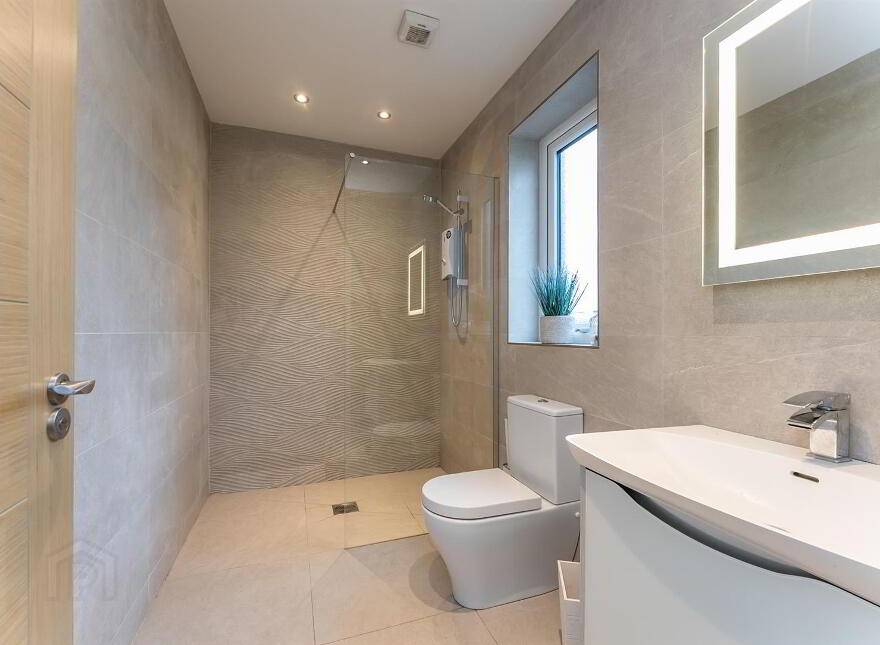 24d Crumlin Road, Crumlin, BT29 4AG