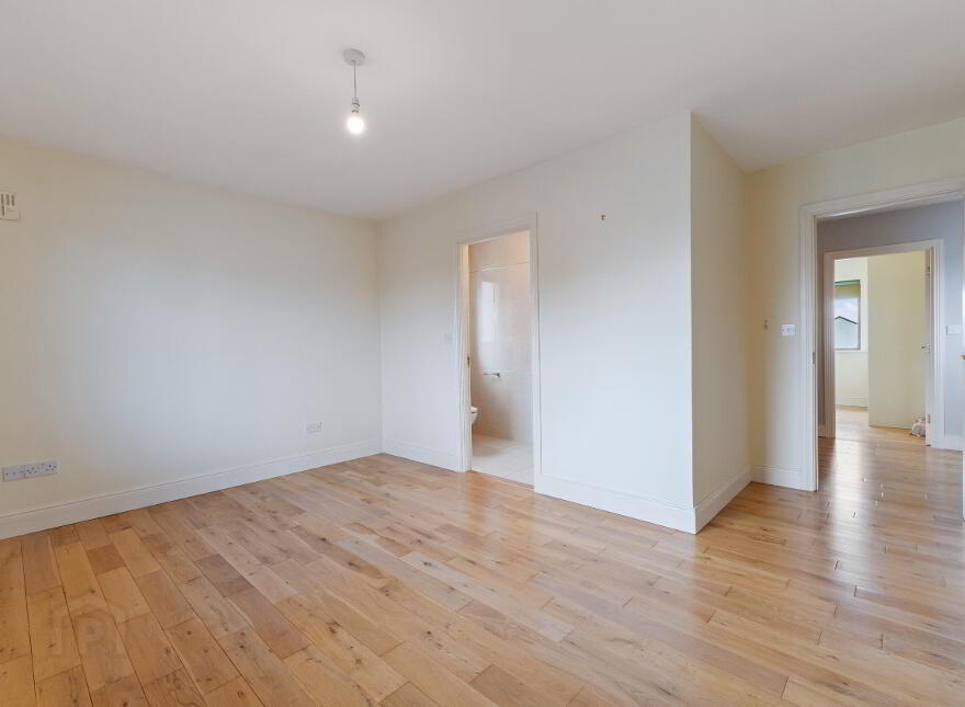10 Hillcrest, Mayfield, Claremorris