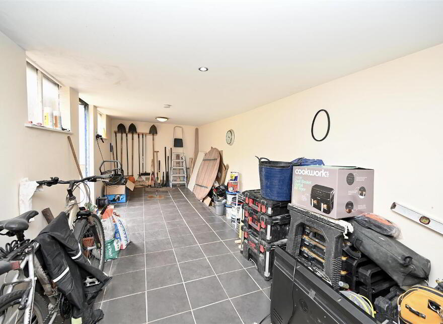 684 Oldpark Road, Belfast, BT14 6QN