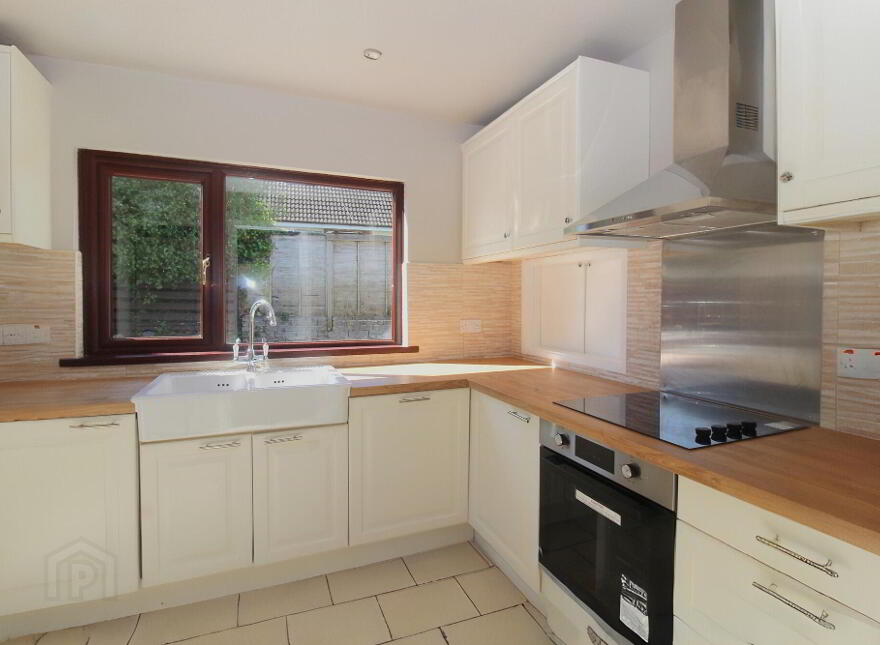 17 Meadowvale Crescent, Bangor, BT19 1HQ