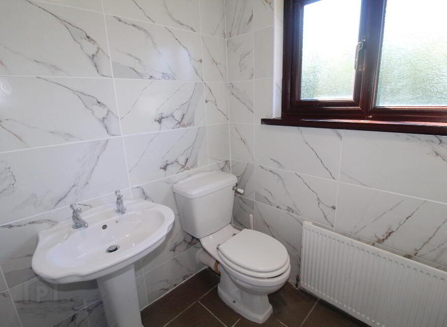 17 Meadowvale Crescent, Bangor, BT19 1HQ