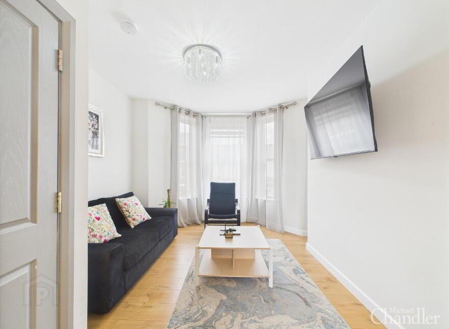 72a Cedar Avenue, Belfast, BT15 5AT