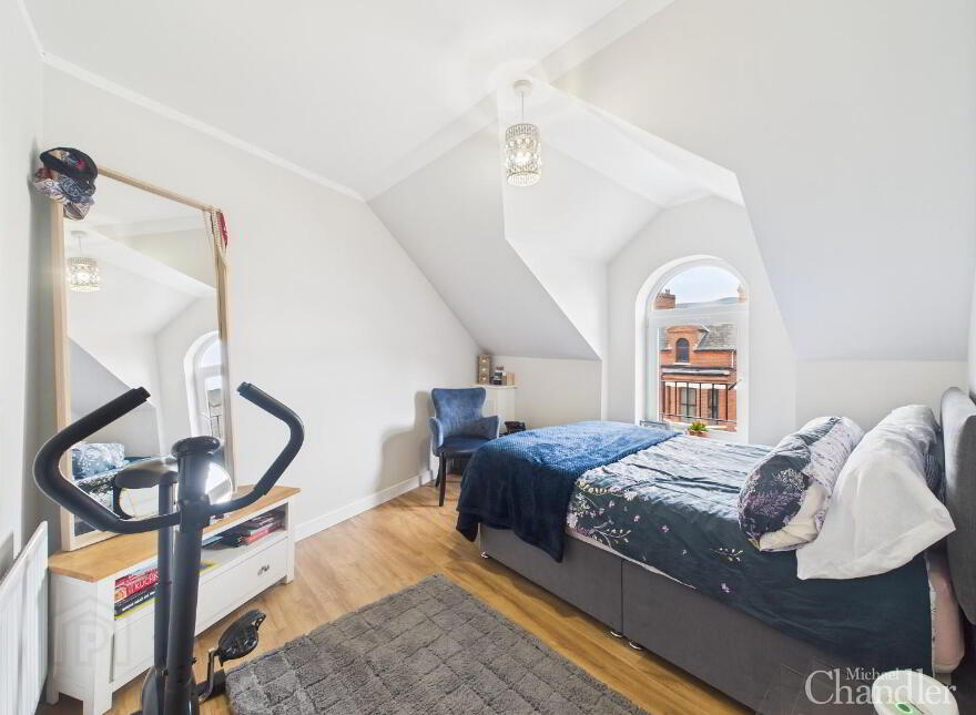 72b Cedar Avenue, Belfast, BT15 5AT