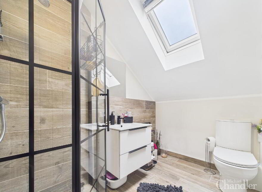 72b Cedar Avenue, Belfast, BT15 5AT