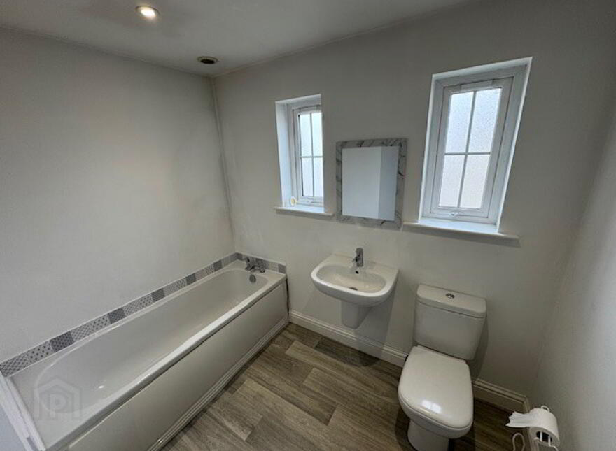 16 Ros Na Righ, Islandmagee, BT40 3UA