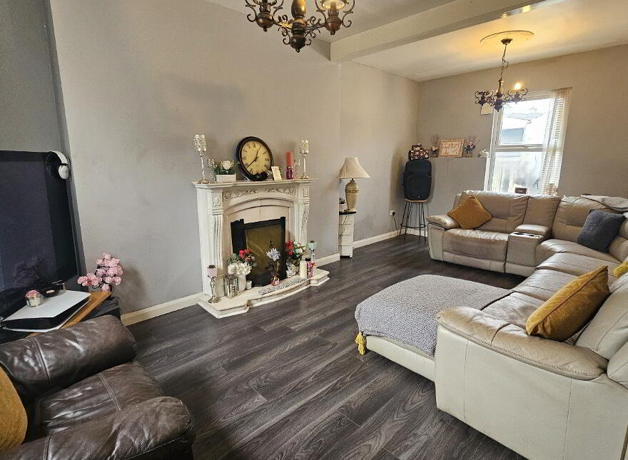 40 Main Street, Annalong, BT34 4QH