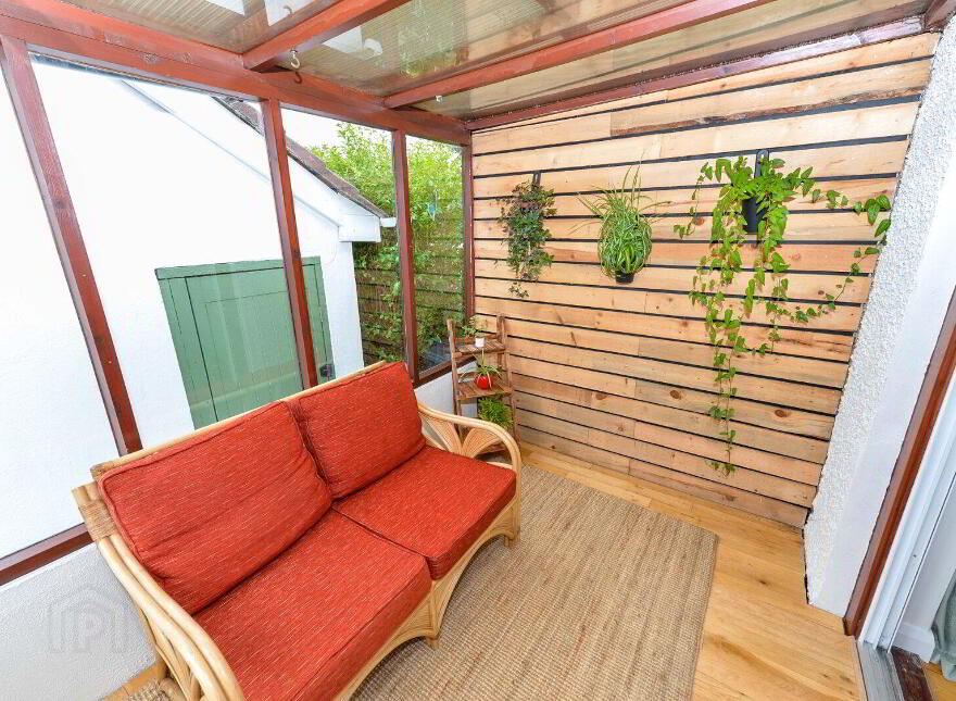 2 Sydenham Crescent, Belfast, BT4 1PX