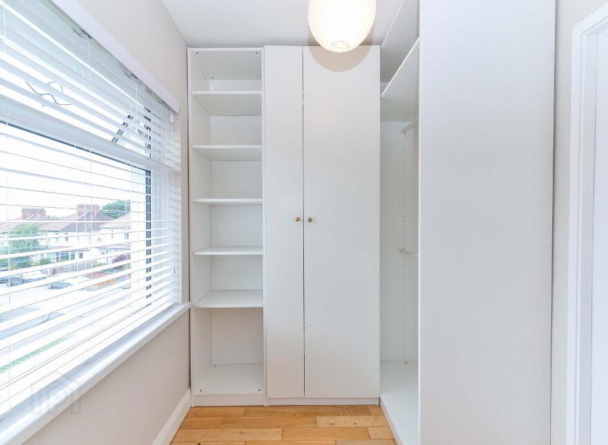2 Sydenham Crescent, Belfast, BT4 1PX