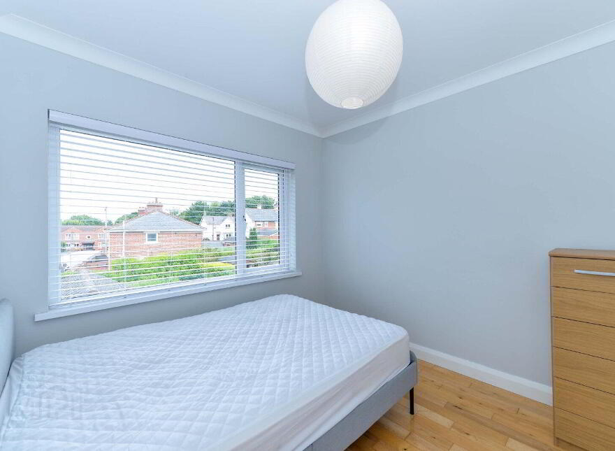 2 Sydenham Crescent, Belfast, BT4 1PX