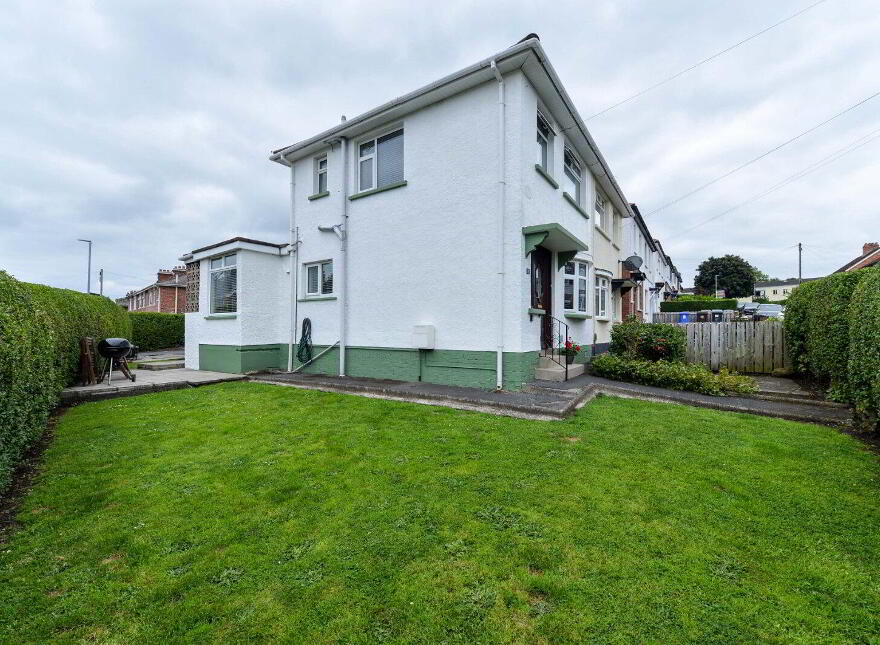 2 Sydenham Crescent, Belfast, BT4 1PX