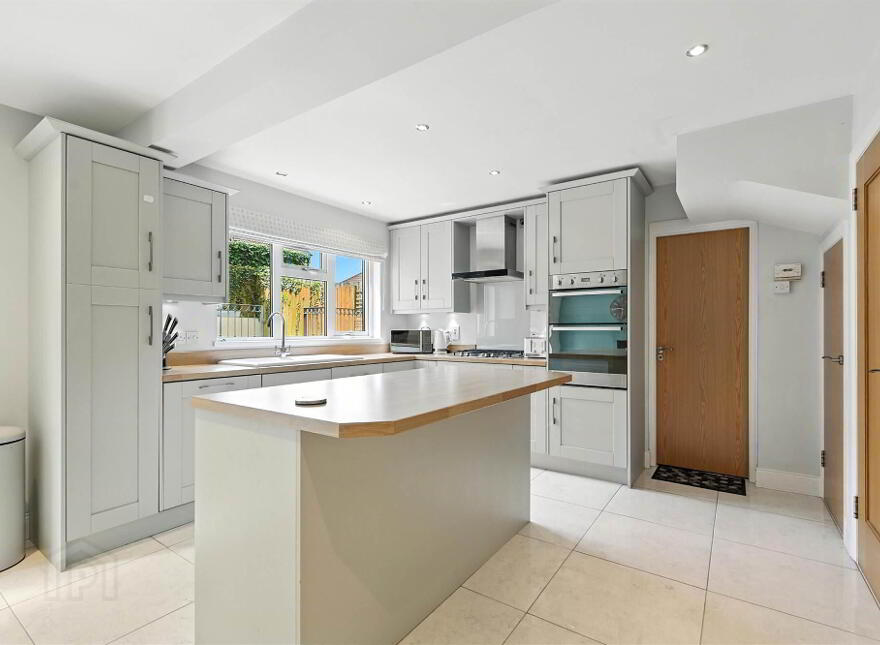 20 Schomberg Avenue, Belmont, Belfast, BT4 2JR