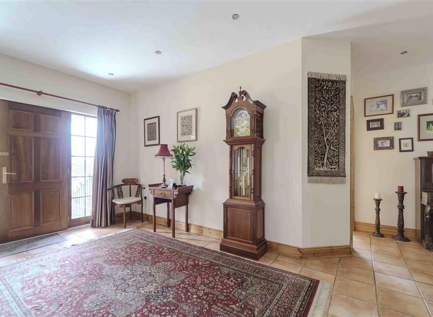 5 Rose Meadows, Lisburn, BT28 2FB