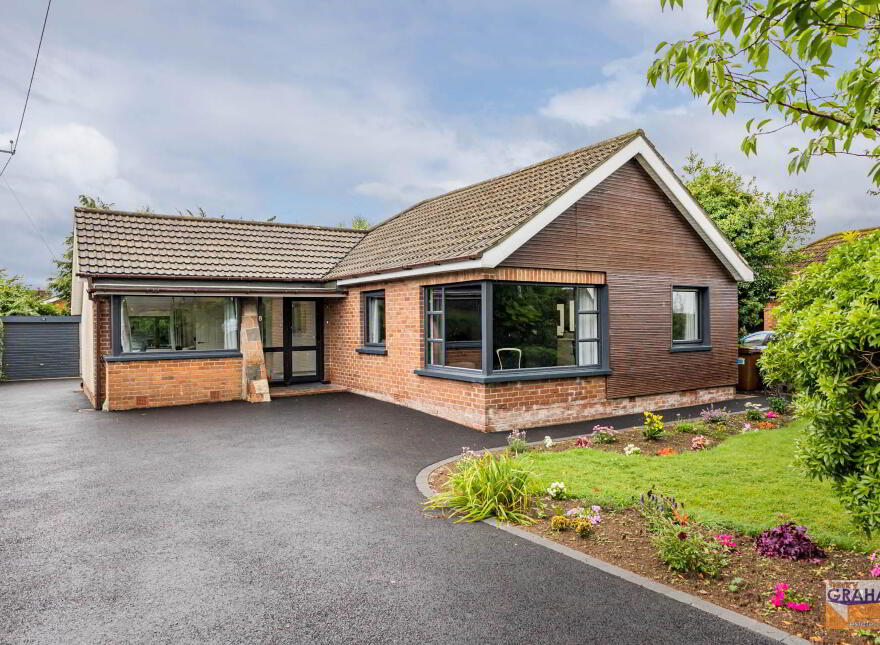 8 Sandyhill Avenue, Drumbeg, Belfast, BT17 9LT