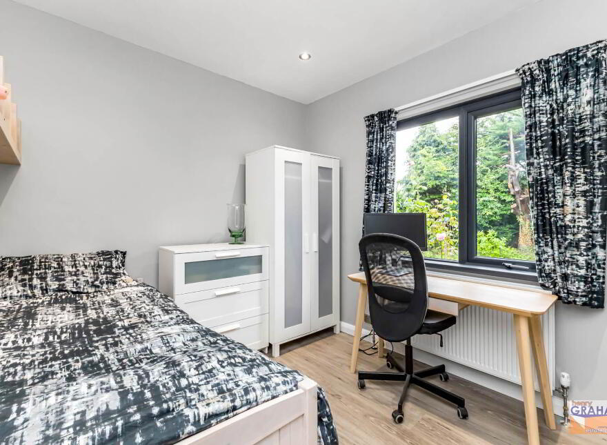8 Sandyhill Avenue, Drumbeg, Belfast, BT17 9LT