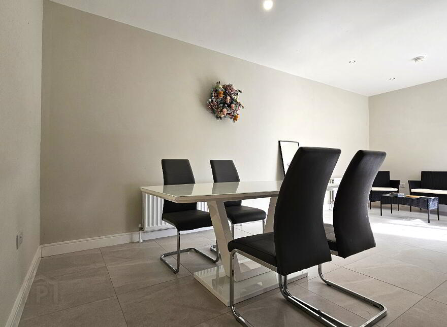 18 Belmont Hall Road, Antrim, BT41 1DL