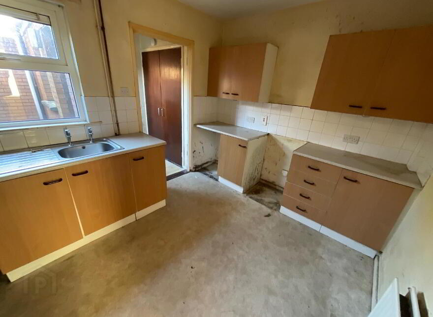 2 Kyle Street, Belfast, BT4 1LS