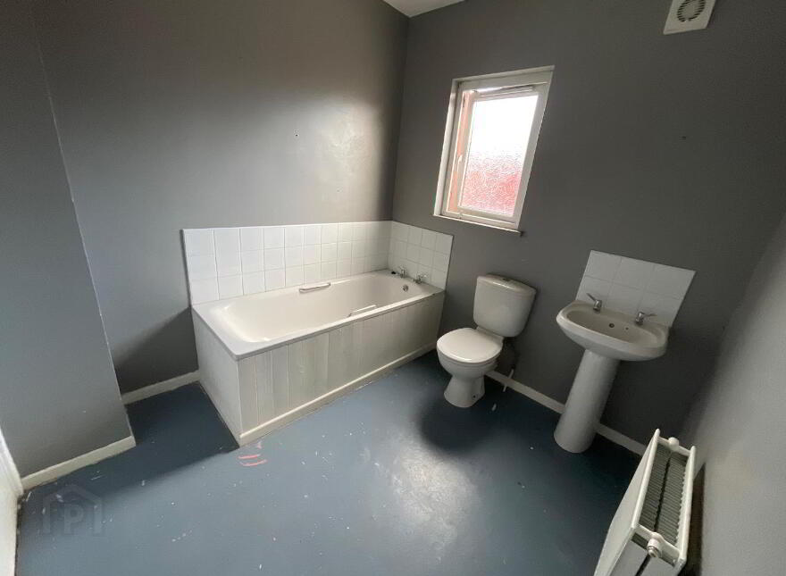 32 Delaware Street, Ravenhill Road, Belfast, BT6 8ET