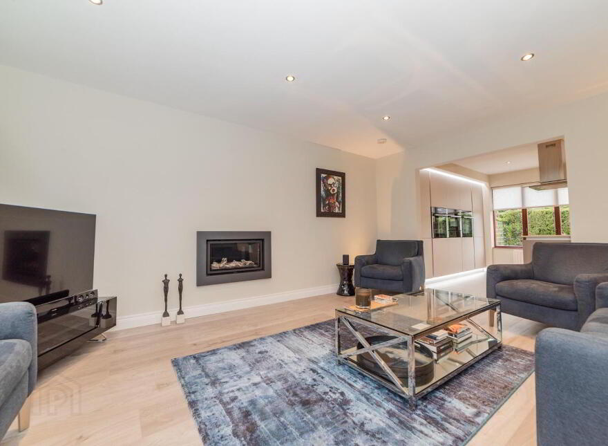6 Glencroft Avenue, Comber, BT23 5UN