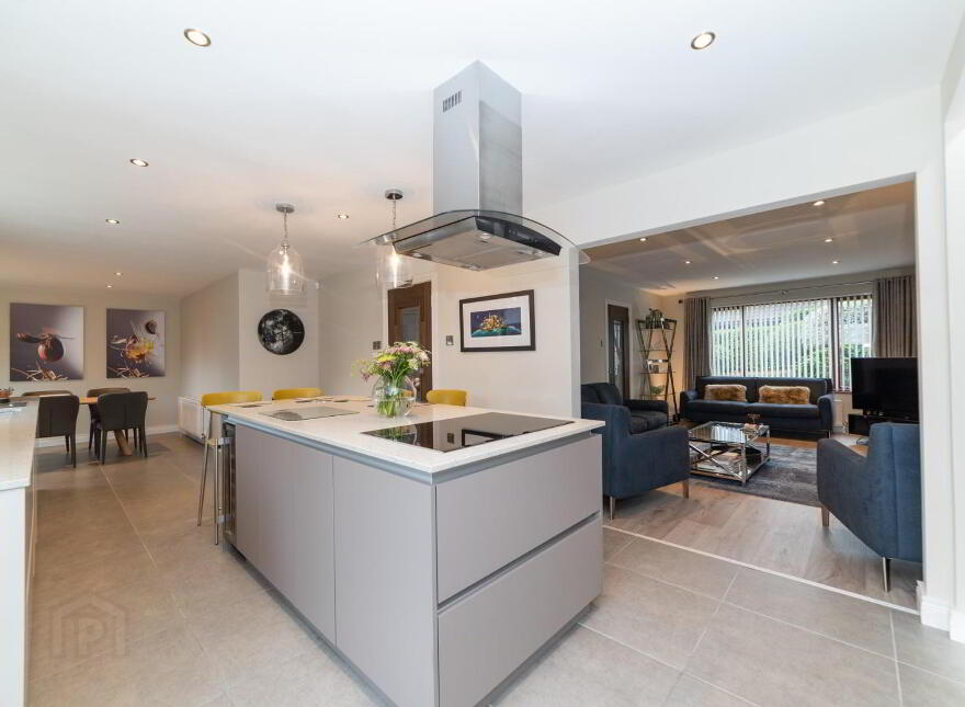 6 Glencroft Avenue, Comber, BT23 5UN