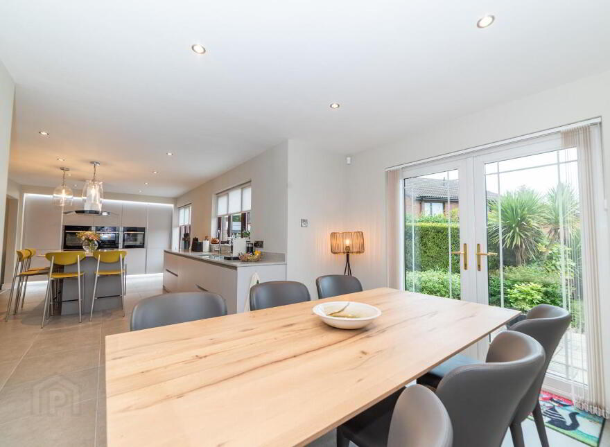6 Glencroft Avenue, Comber, BT23 5UN