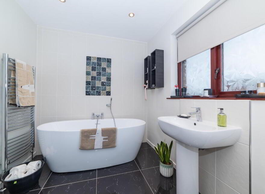 6 Glencroft Avenue, Comber, BT23 5UN