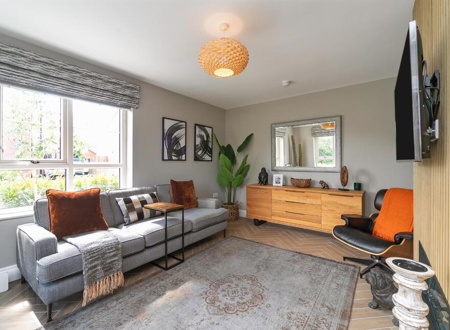 11 Castlelodge Gardens, Comber, BT23 5FR
