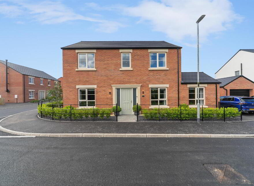 11 Castlelodge Gardens, Comber, BT23 5FR