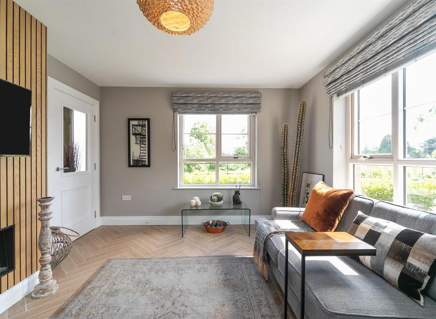 11 Castlelodge Gardens, Comber, BT23 5FR
